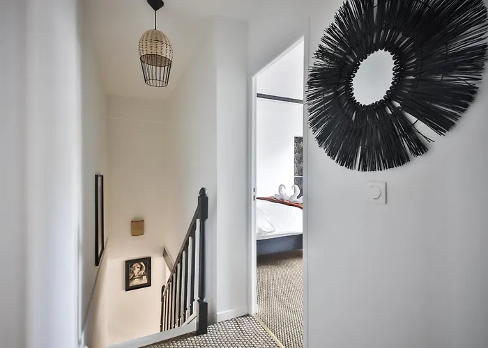 2.luxueux Duplex 6/8pers/full Equipped/republique *
