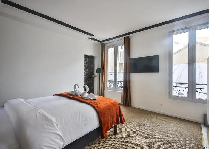 Lejlighed 2.luxueux Duplex 6/8pers/full Equipped/republique